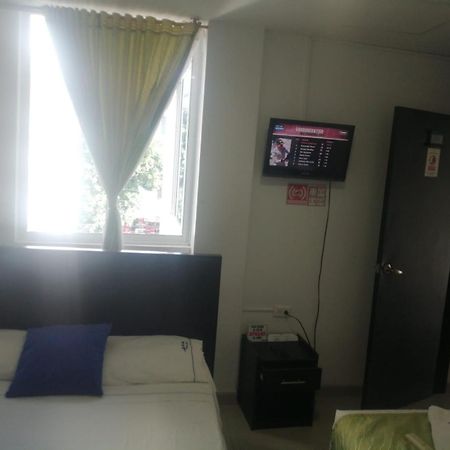 Hotel Azulejo Del Llano Yopal Eksteriør billede