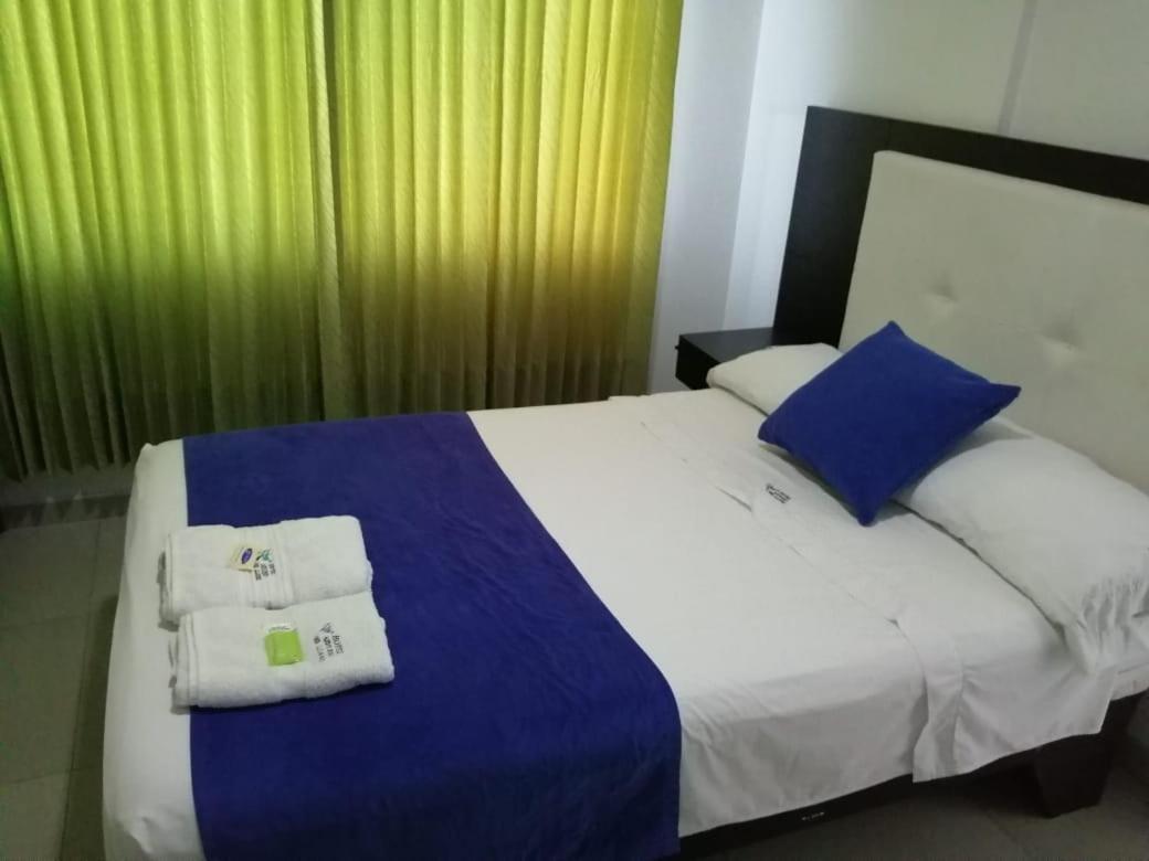 Hotel Azulejo Del Llano Yopal Eksteriør billede