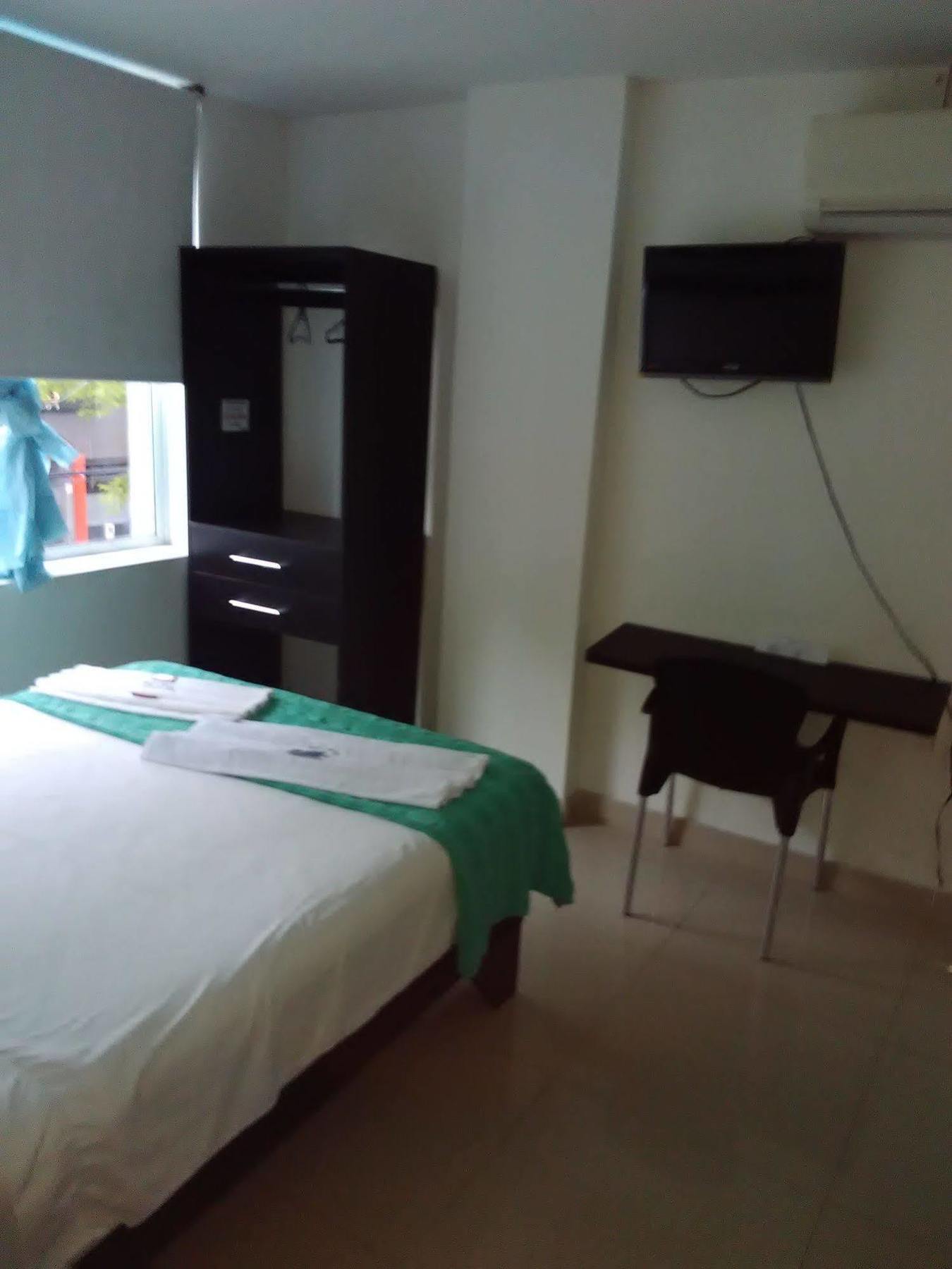 Hotel Azulejo Del Llano Yopal Eksteriør billede